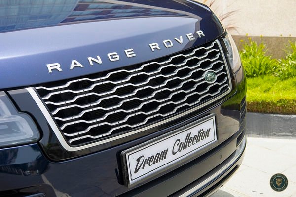 Land Rover Range Rover Supercharged angle 4
